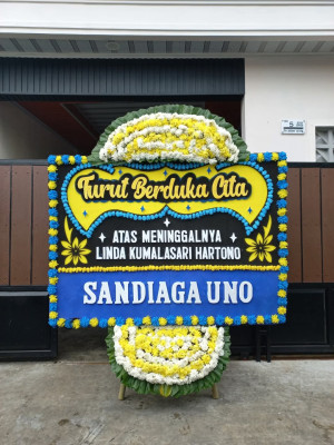 Papan Bunga Duka di Cipeucang